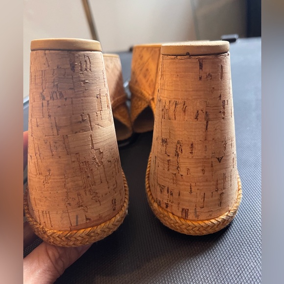 Stuart Weitzman slides size 37 - Picture 5 of 11